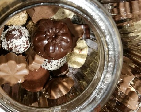cioccolatini di cacao Criollo il cibo degli Dei eseguiti da Carol Agostini