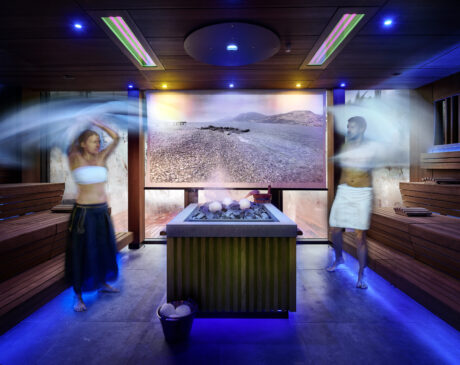 L’Aufguss al Quellenhof Luxury Resort Lazise, gestito dalla famiglia Dorfer, foto da comunicato stampa, Alexander Haiden event sauna