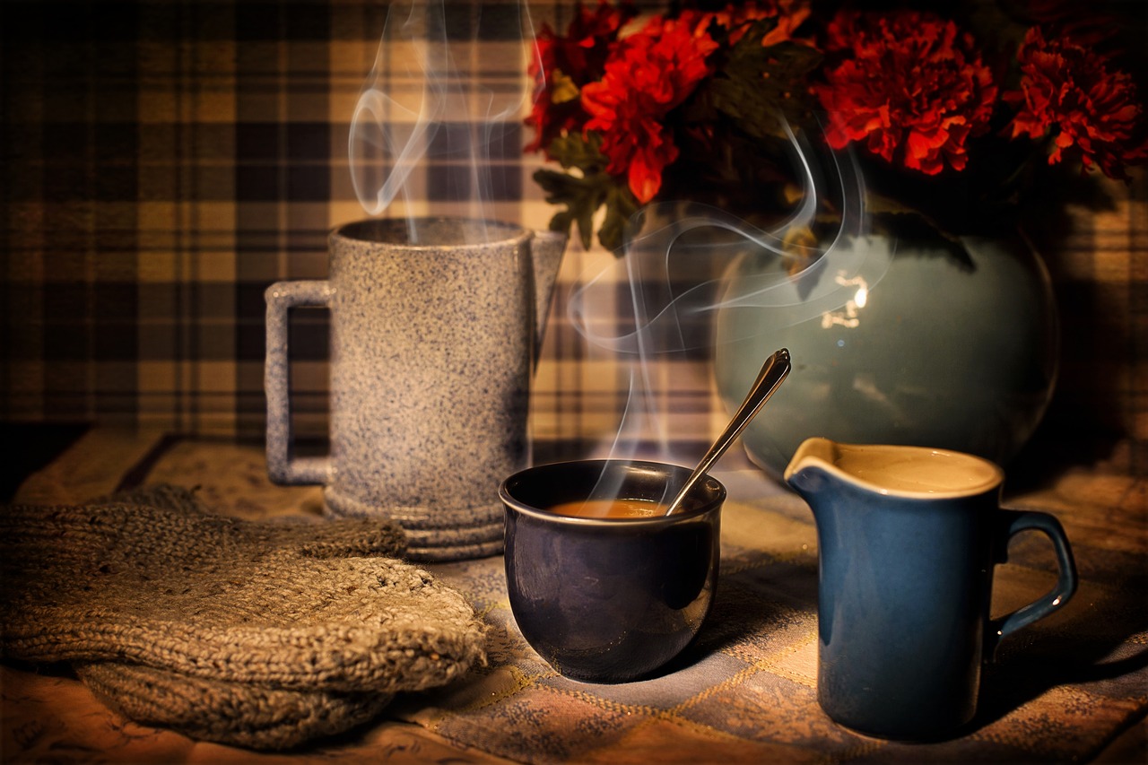 L'atmosfera che può creare il momento di una tazza di caffè, foto da internet