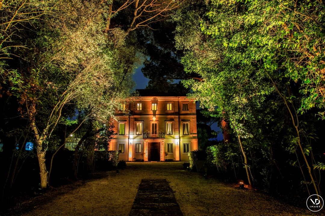 Villa Piccolomini, facciata ambra e viale verde, foto da sito, articolo: DiVino a Villa Piccolomini 25-26 febbraio 2023 Roma