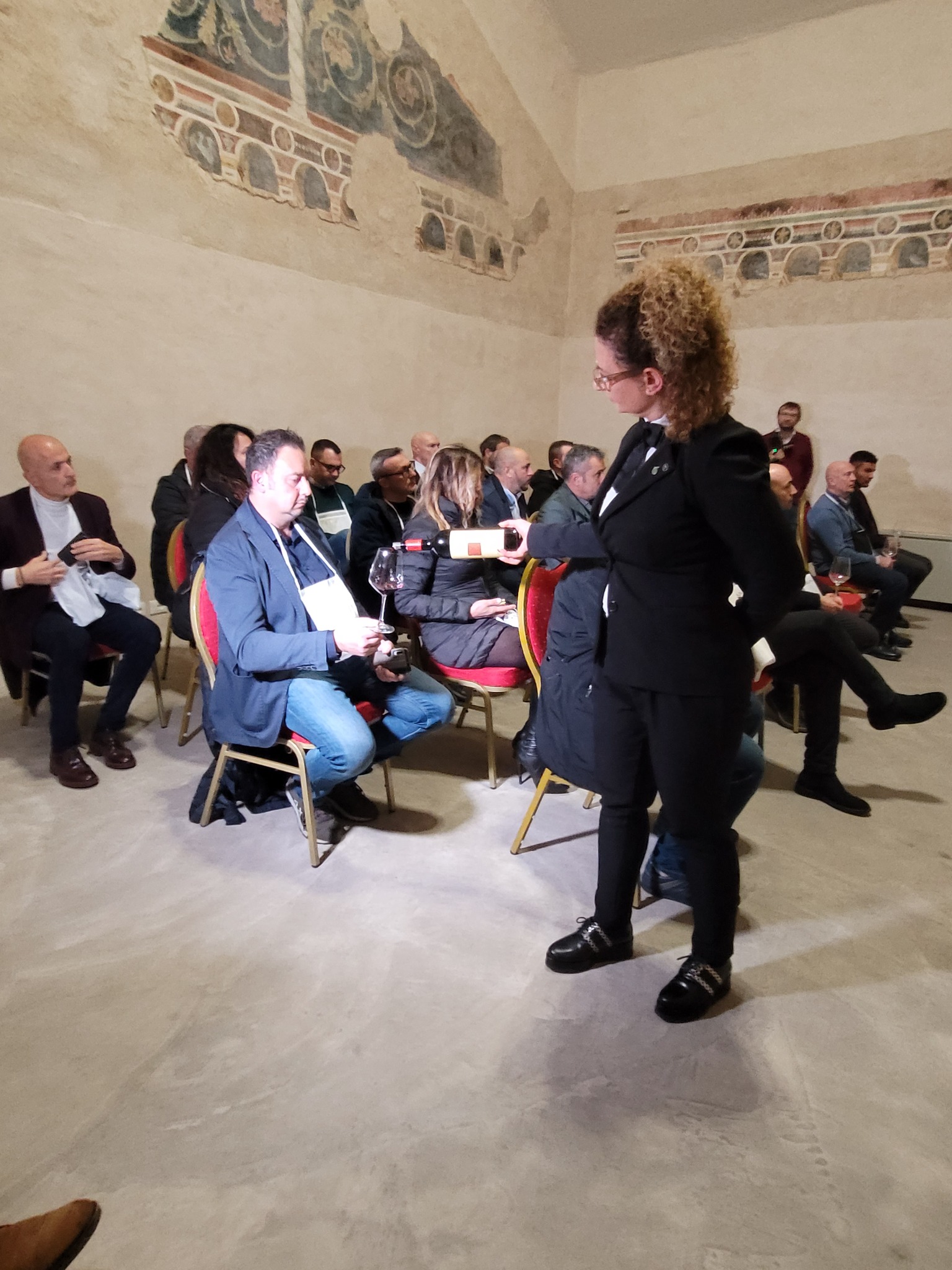 Il pubblico di winelovers e sommelier all'evento Brunello a Palazzo, foto da comunicato stampa