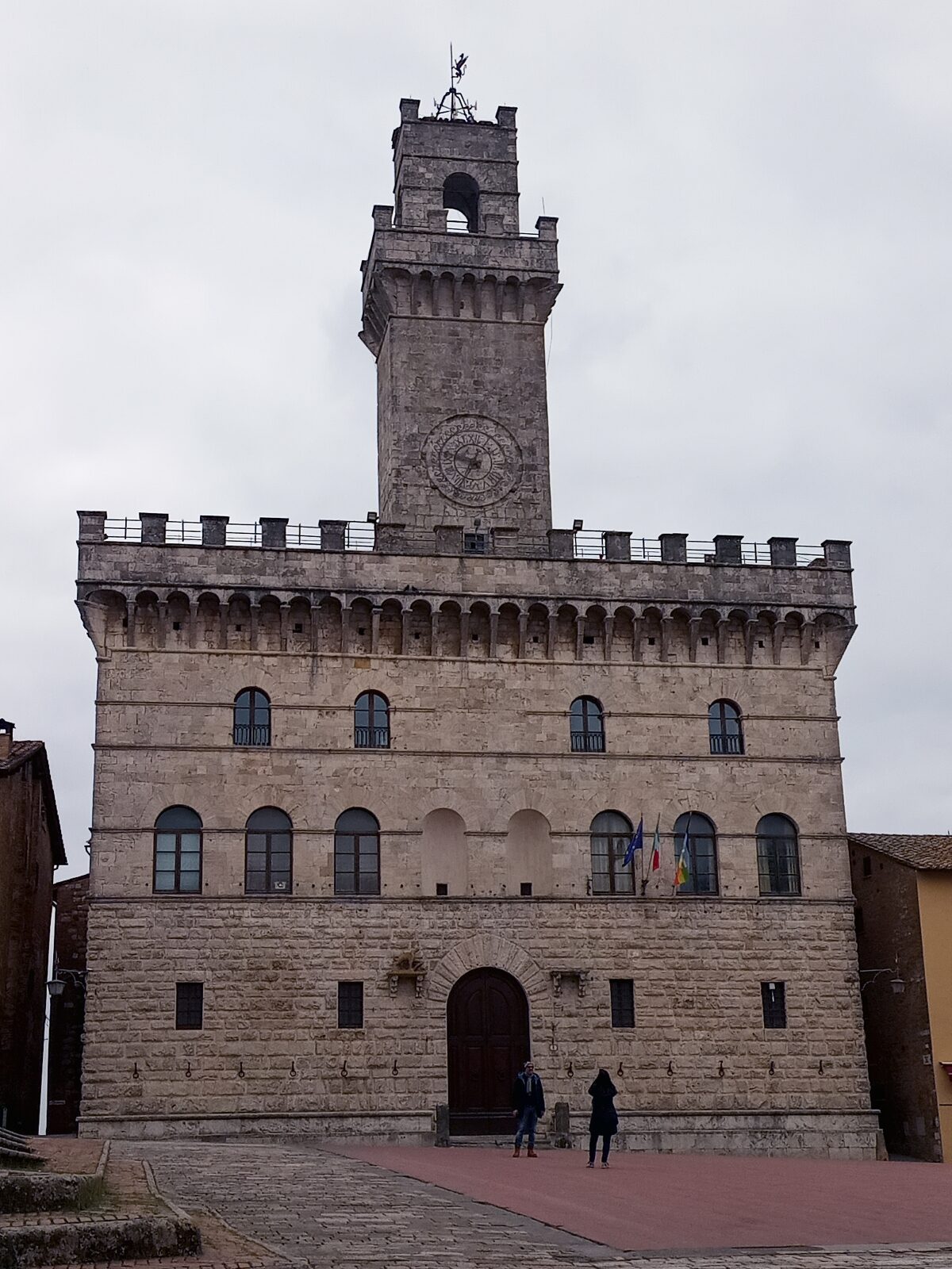 Il Palazzo Comunale in Piazza Grande, articolo: Anteprima Vino Nobile di Montepulciano 2023 di Cristina Santini, foto dell'autrice