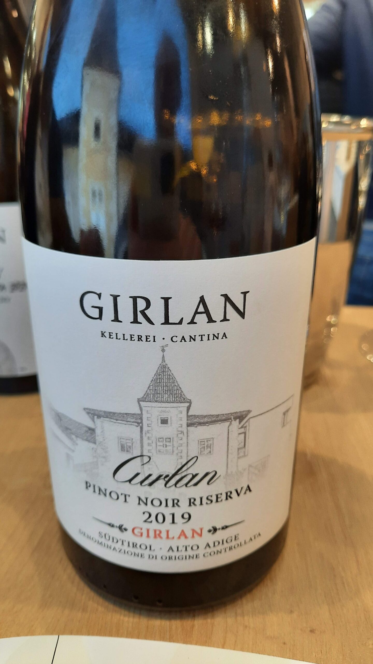 Curlan Pinot Noir Riserva Alto Adige Doc 2019 Cantina Girlan, foto di Adriano Guerri