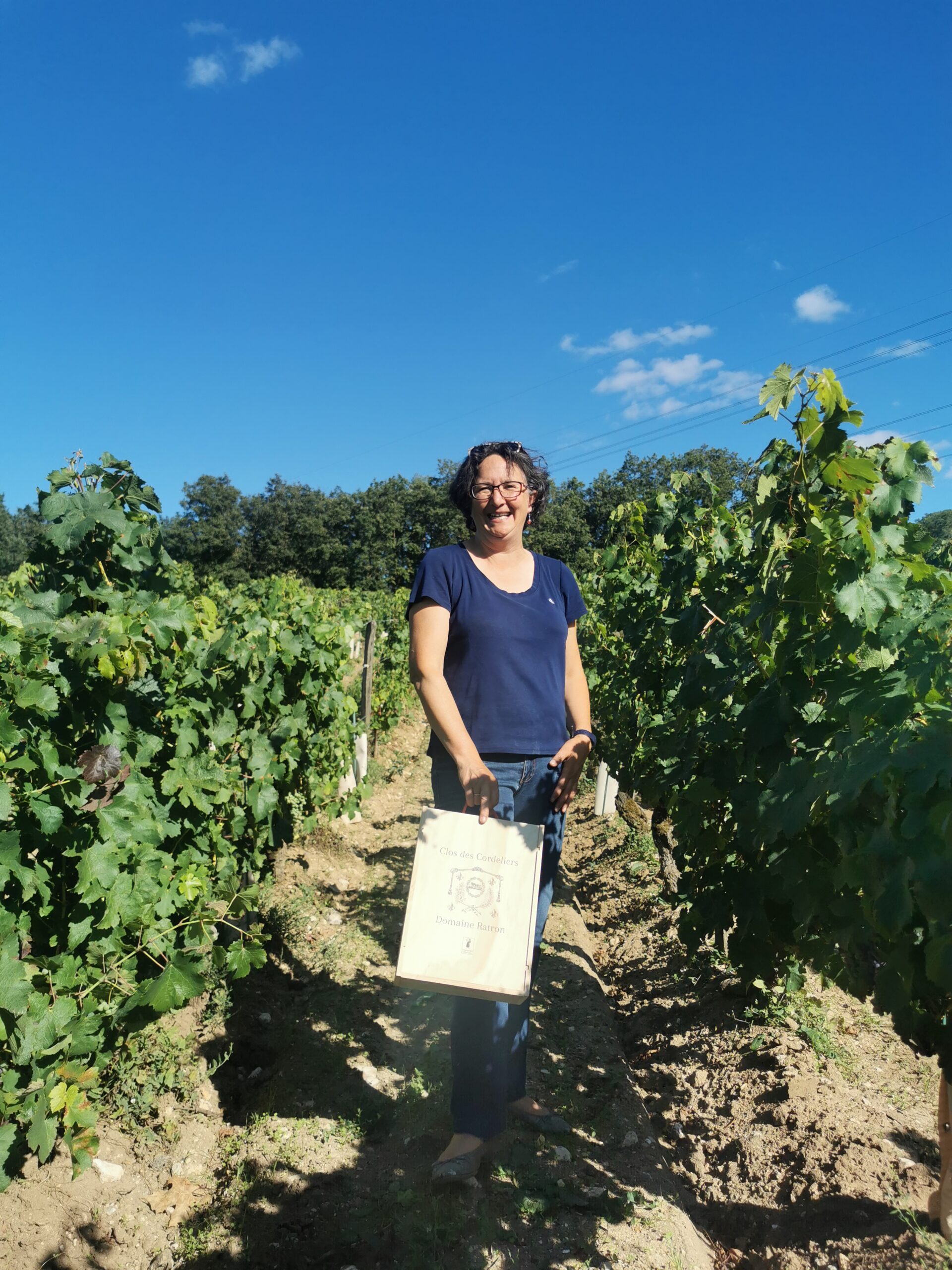 MARIE-FRANÇOISE RATRON-GALET nelle sue vigne, articolo: Valle della Loira 2023, tra tanti Re una Regina, foto di Elsa Leandri