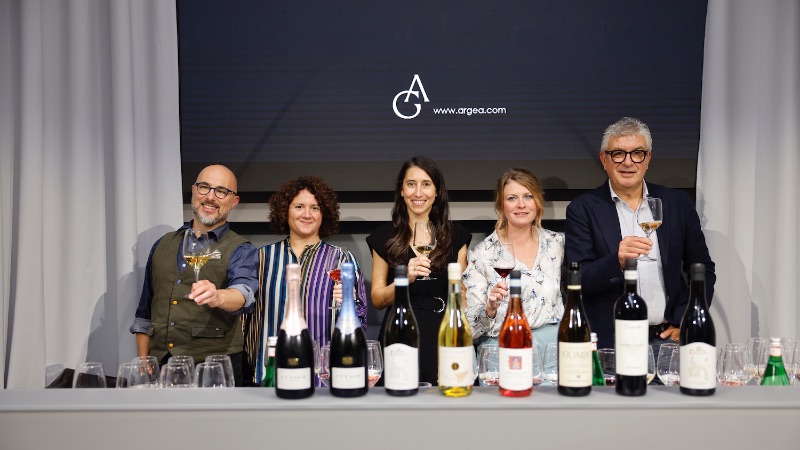 Filippo Bartolotta, Federica Lauterio (Zaccagnini), Soledad Adriasola (Poderi dal Nespoli), Patrizia Terzano (Ricossa), Franco Brezza (Cuvage), immagine da comunicato stampa