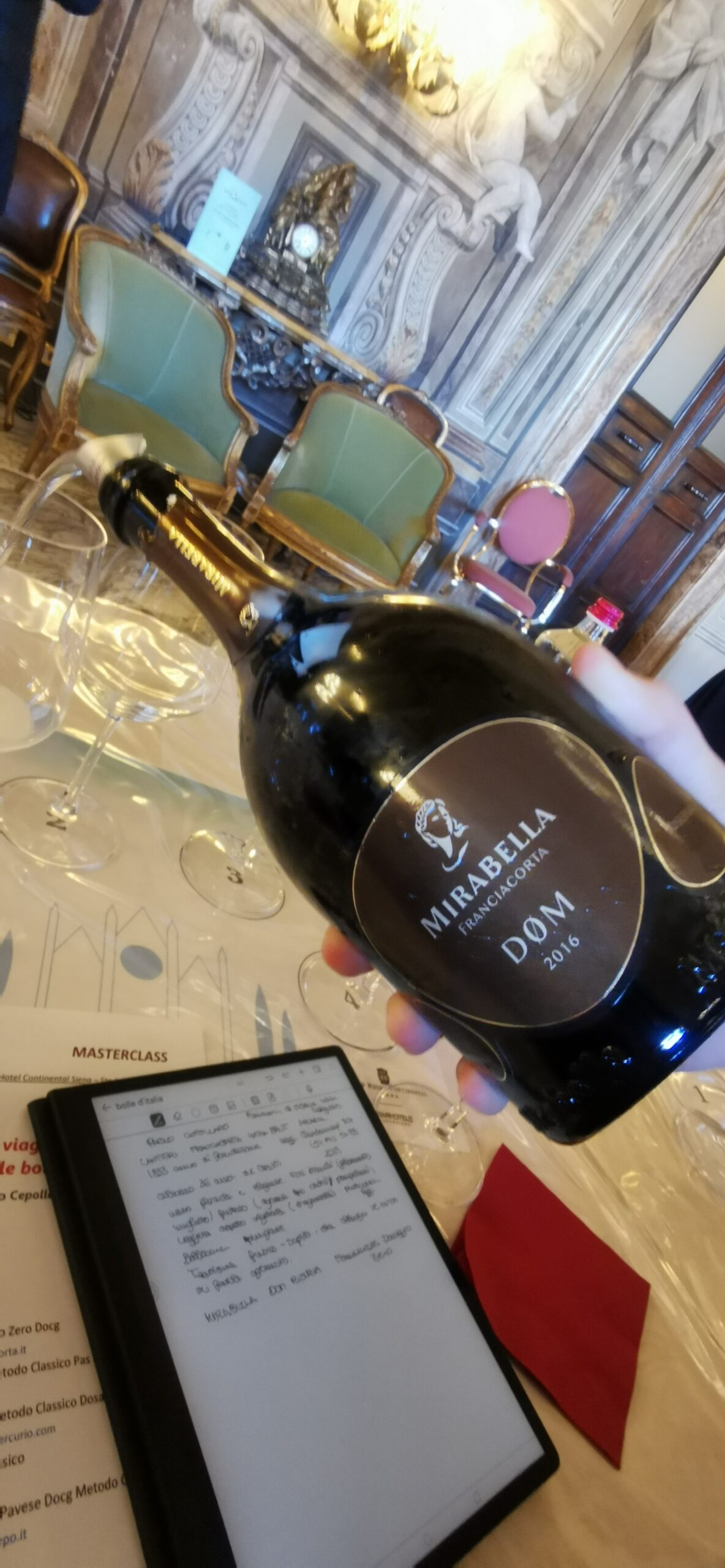 Mirabella - Mirabella Dom Riserva 2016 Franciacorta DOCG dosaggio zero, articolo: WineeSiena le masterclass seguite da Elsa Leandri 2024, foto dell'autrice