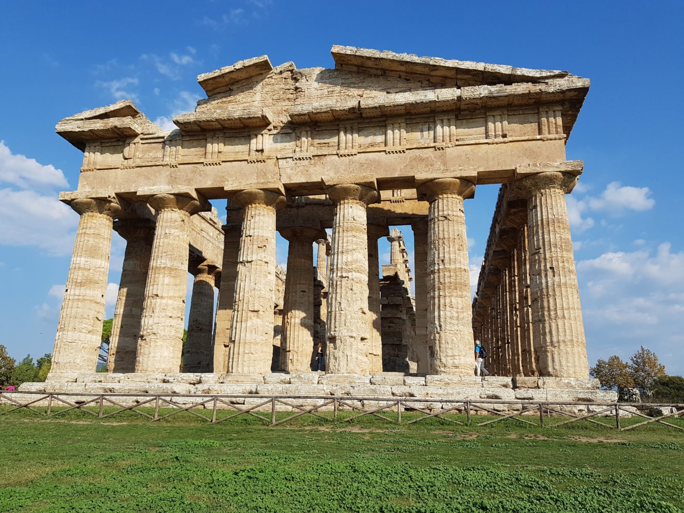 Tempio di Nettuno a Paestum, foto da internet